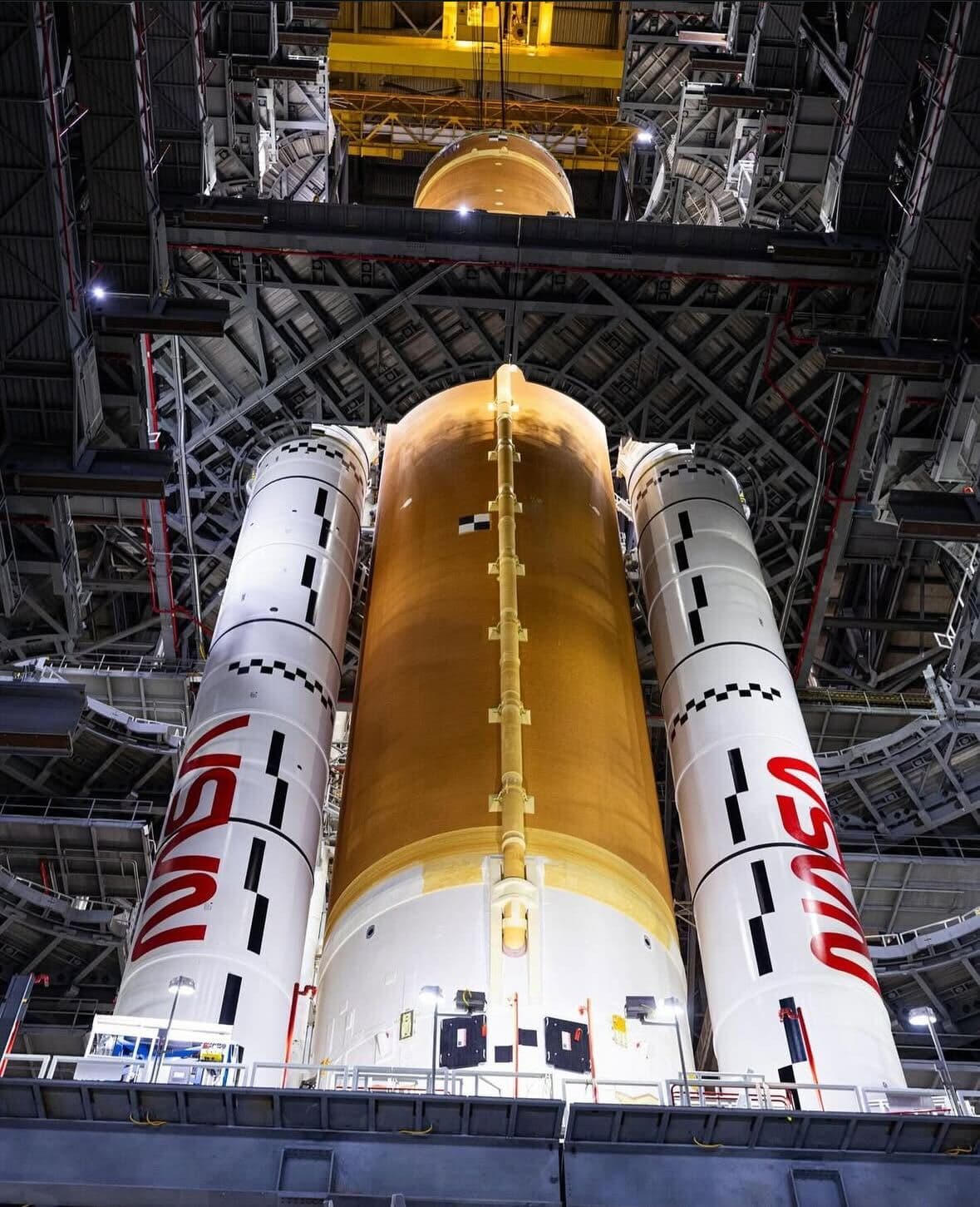 Artemis II SLS and Orion begin slow rollout to Pad 39B today