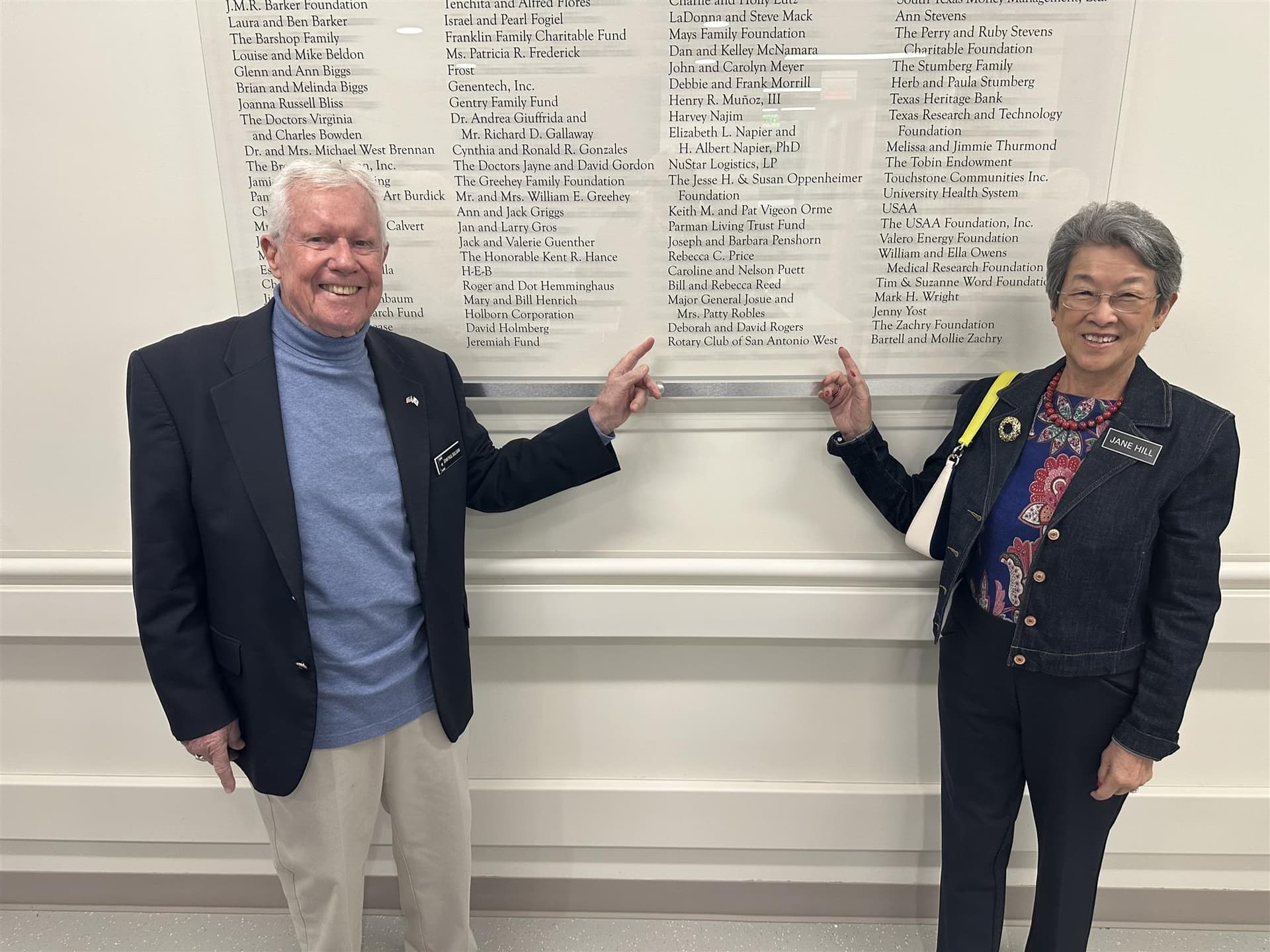 Del Rio Rotary Supports Cd. Acuña Telethon, Donates to Families