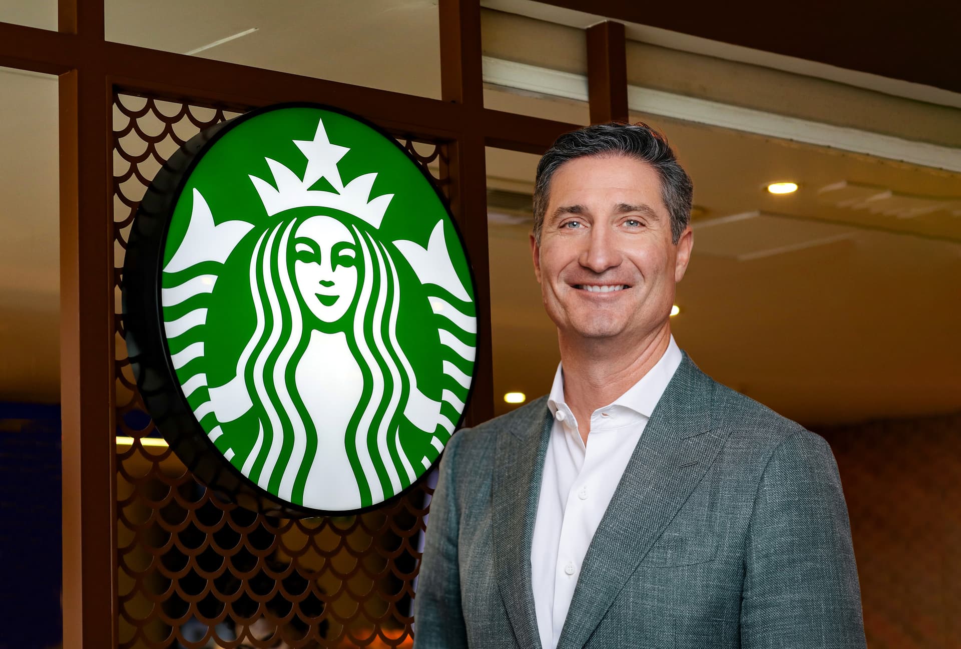 Back to Starbucks Program Shows Early Signs of Customer Shift