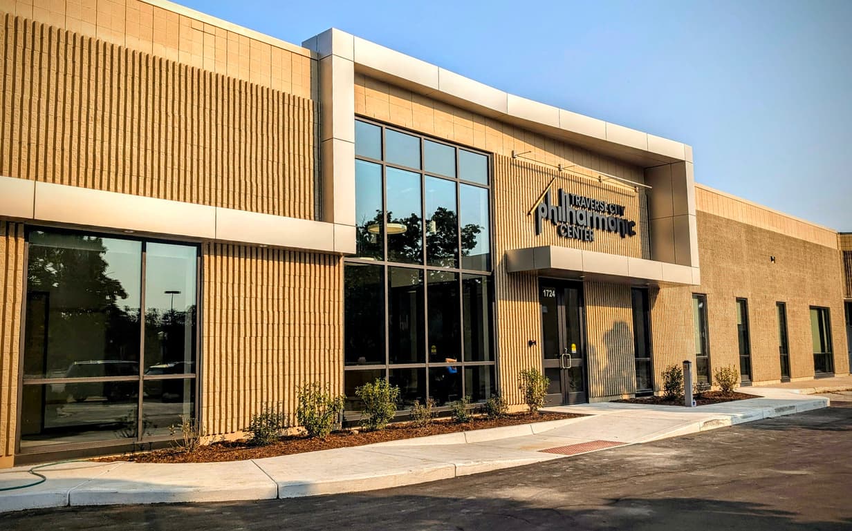 Community Turns Out for Recess of Giving to Support Philharmonic