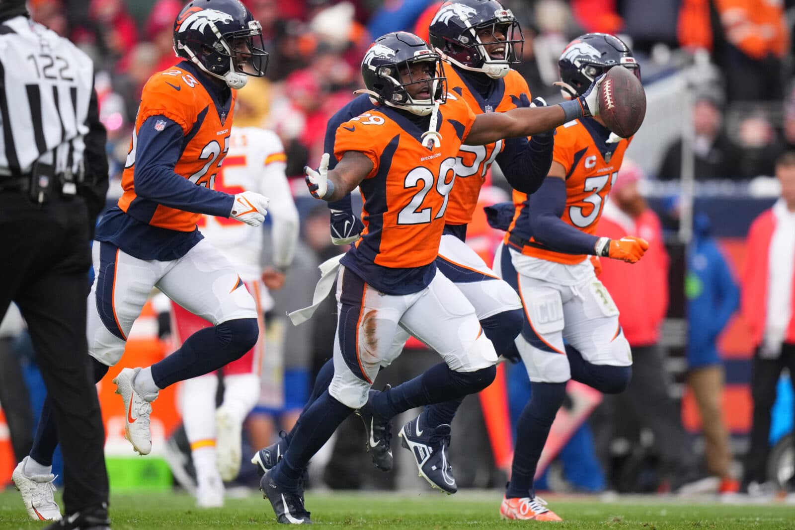 Broncos rally in overtime to beat Bills 33-30, advance