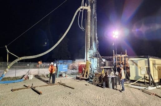 Department of Energy and Contractor Reviewed Cleanup Progress, Addressed Chromium Plume