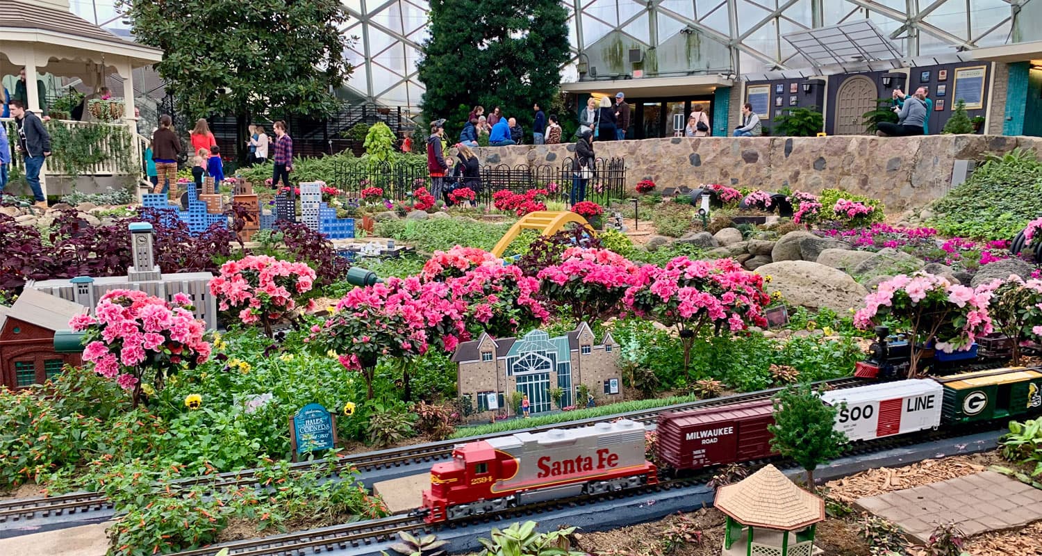 Mitchell Park Domes host miniature world tour train show