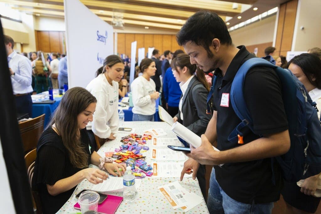 CMN Hosted Mini Internship Fair, Students Connected With Employers