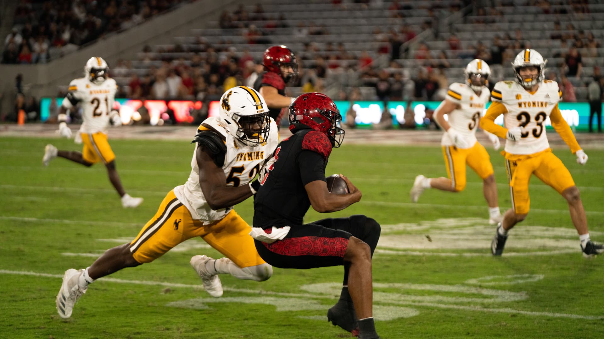 Wyoming Cowboys Visit Fresno State, Game on FS1 Tuesday