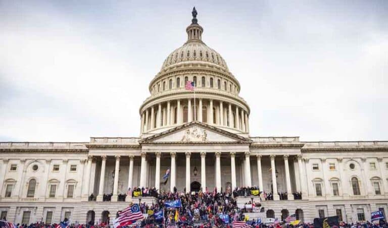 Congress Unveils $901 Billion Defense Bill, $400 Million for Ukraine