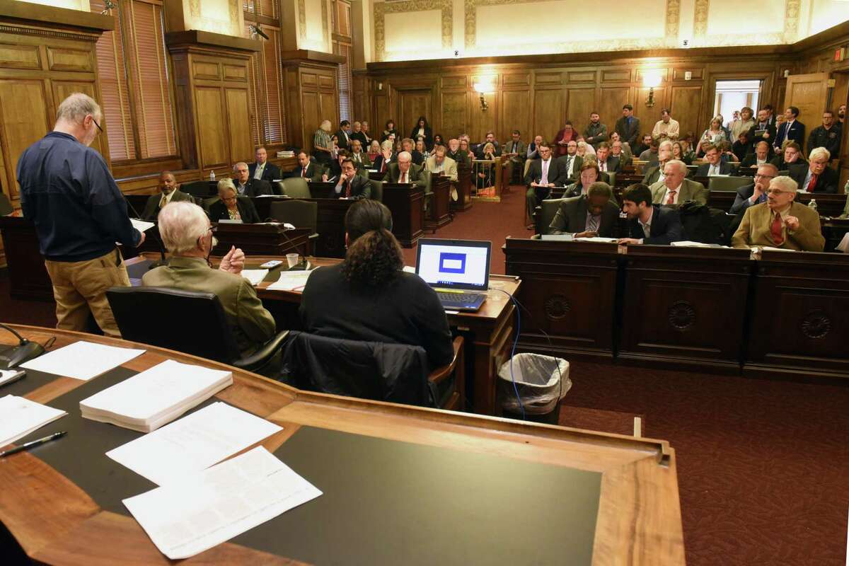 Albany County posts full packet after Jan. 6 commissioners meeting