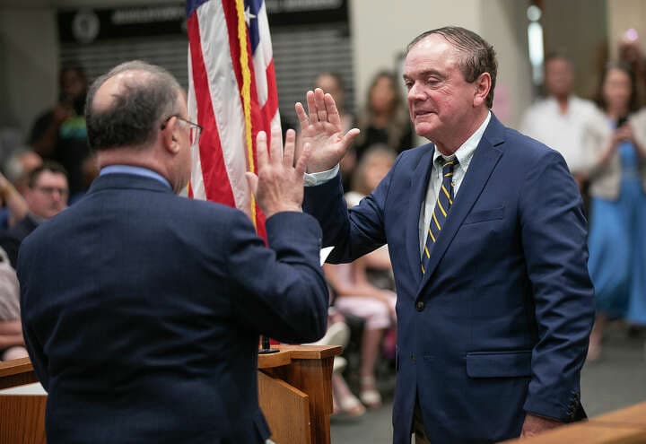 Middletown Mayor Eugene Nocera sworn in, will finish out term through 2027