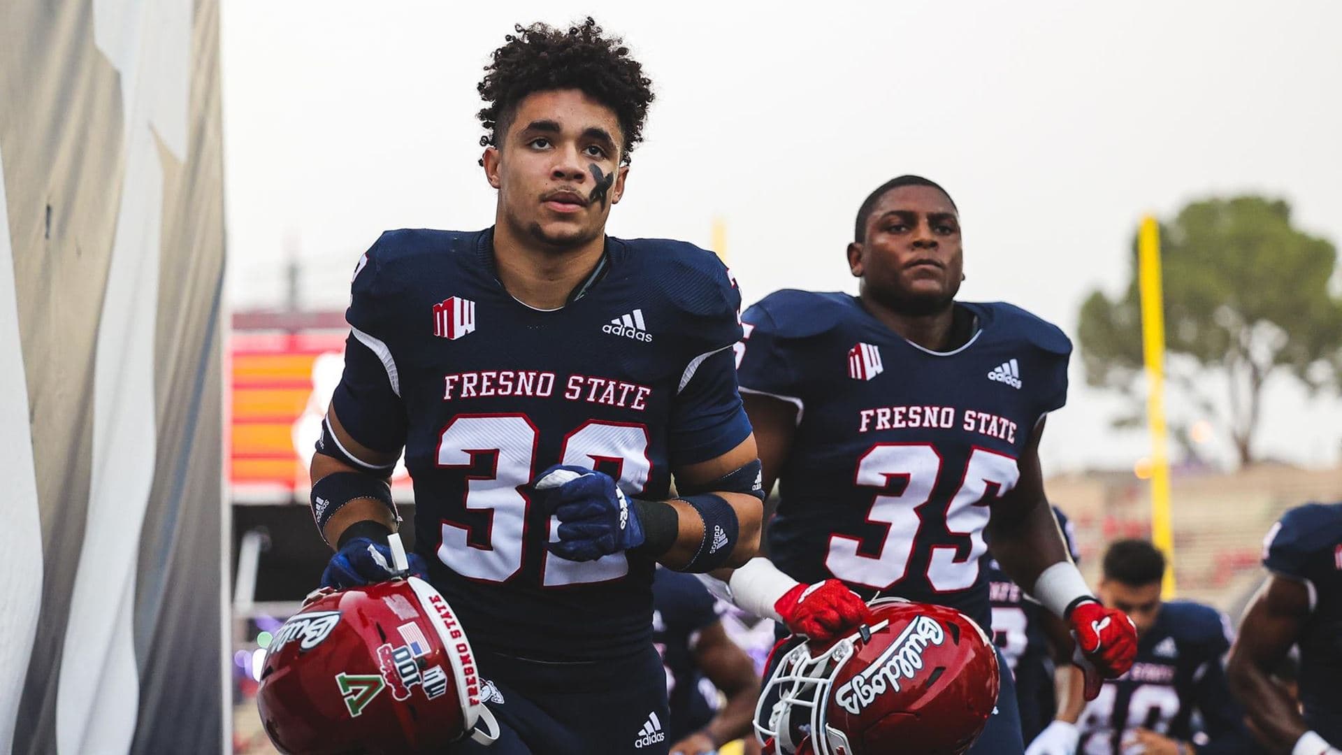 Fresno State Defense Shuts Down Wyoming, Bulldogs Win 24 3