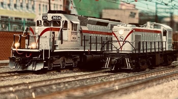 Garden State Club Opens Giant HO Layout, Family Holiday Train Show