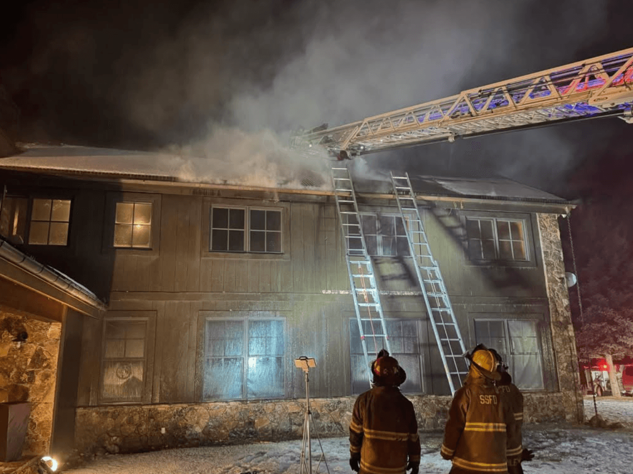 Four Fire Districts Contain Oakley Building Blaze on Dec. 31