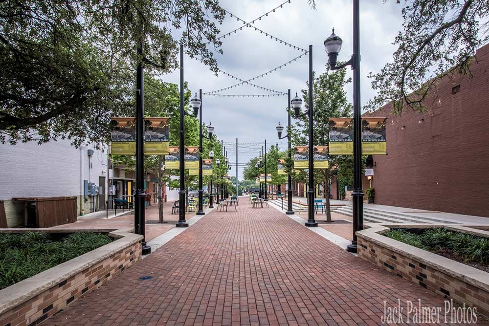 Historic Downtown Rockwall Guide Helps Residents Navigate Holiday Shopping