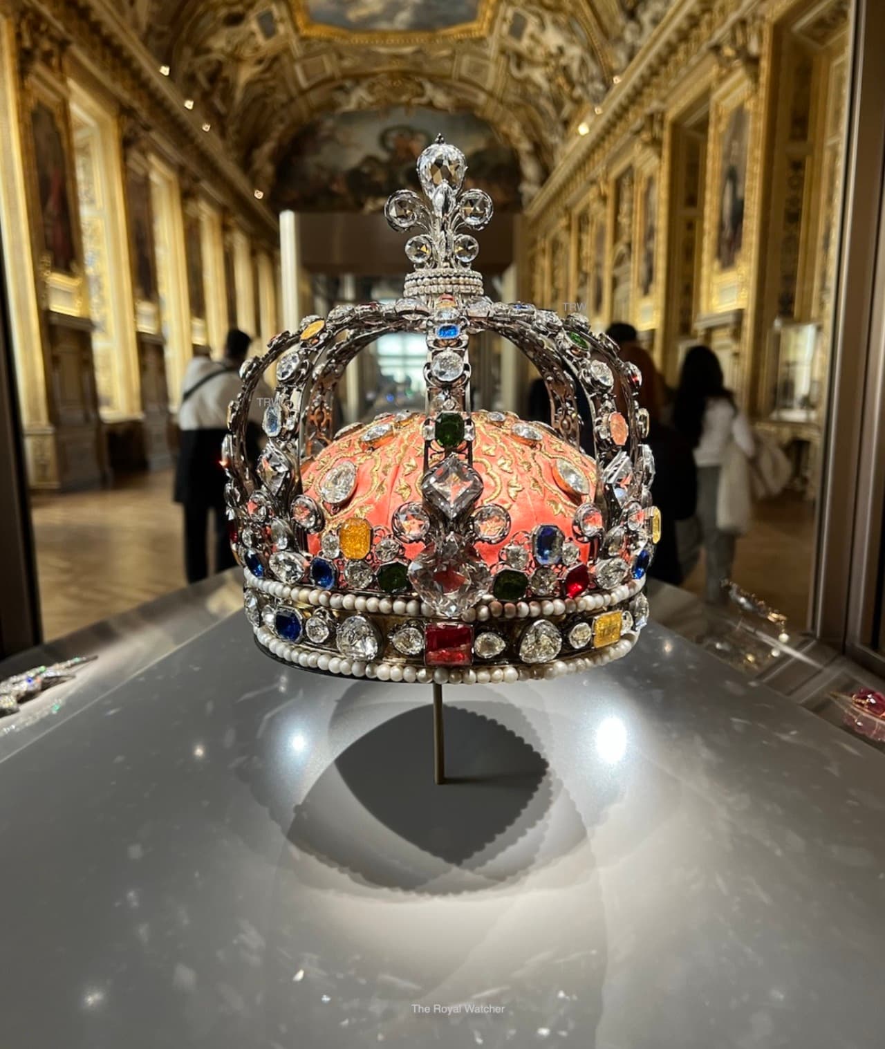 Stolen Louvre Jewels Include Imperial Crowns, Sparking Global Outcry