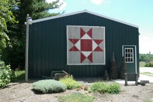 Quilt Barn Trail Boosts Fall Drives, Draws Visitors to Adams County Businesses
