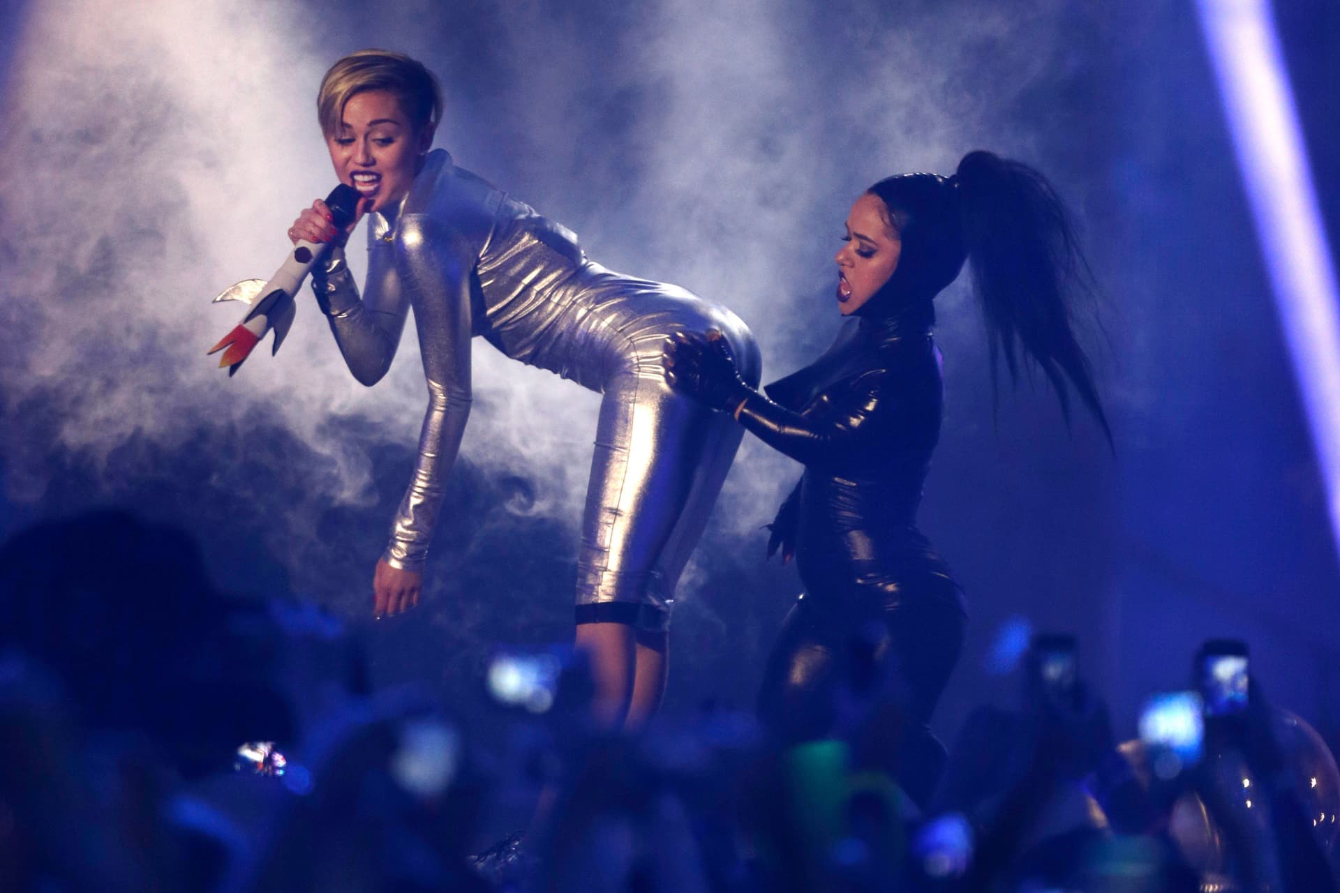 Miley Cyrus Reframes Pop Persona in Candid CBS News Conversation