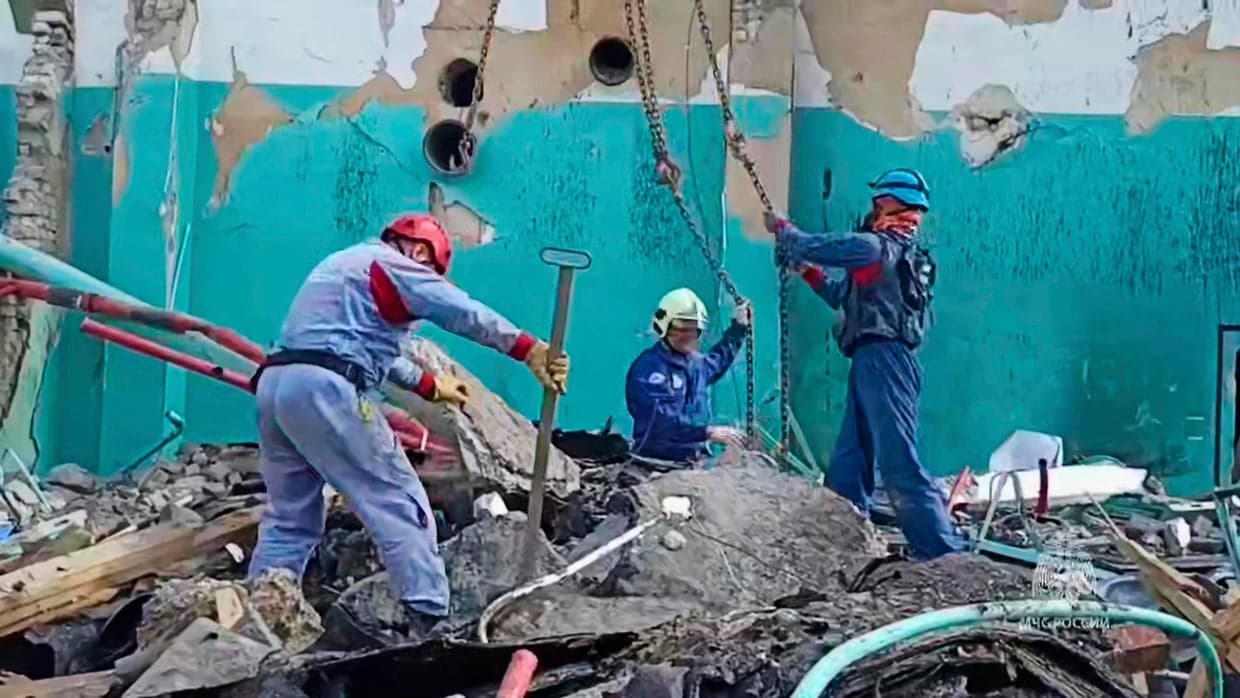 Explosions at Indonesian High School Mosque Injure 55, Raise Security Questions