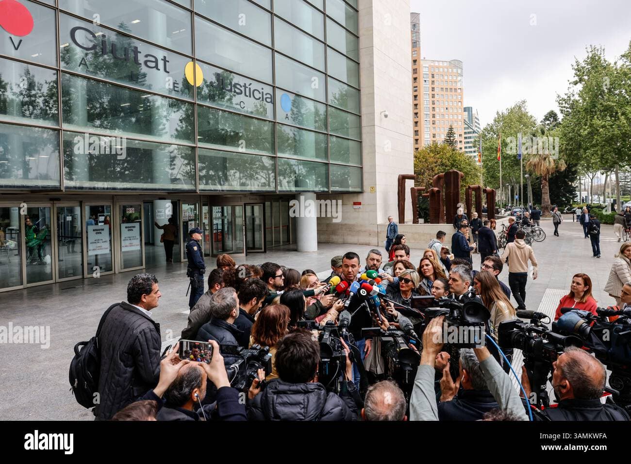 Councilor Gives Conflicting Statements, Raises Transparency Questions in Valencia