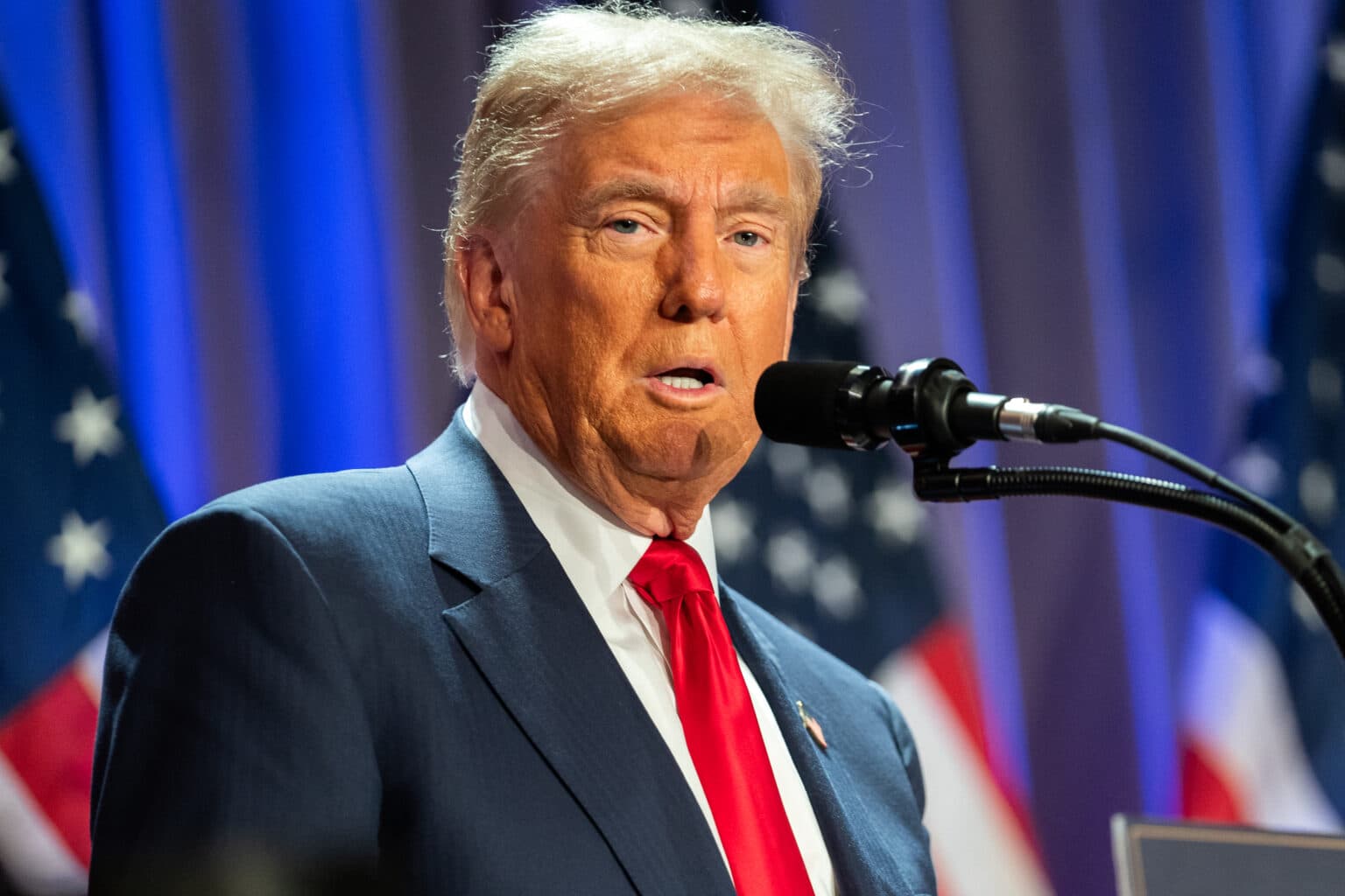 Lawmakers Blast President For Leaving D.C. Before Shutdown Deadline