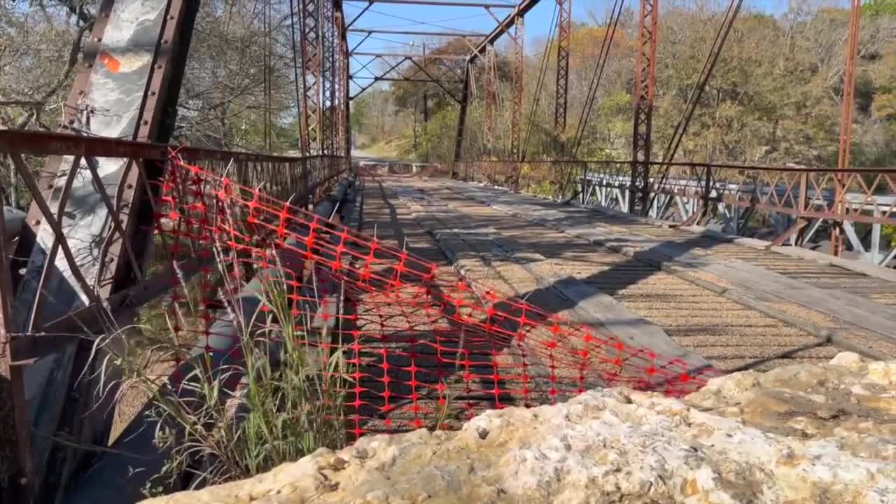 Gatesville Closes Historic 1904 Leon River Bridge, Pedestrian Access Halted