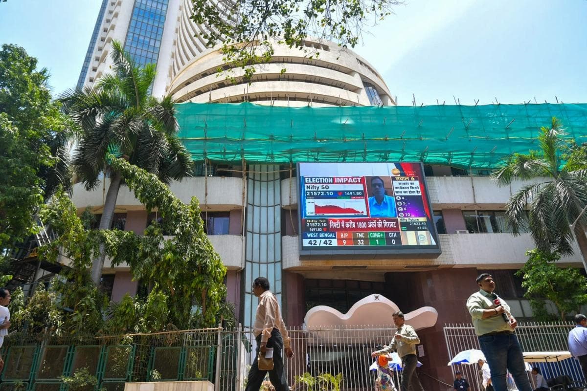 Indian Stocks Slip as Investors Brace for Q1 Earnings Wave