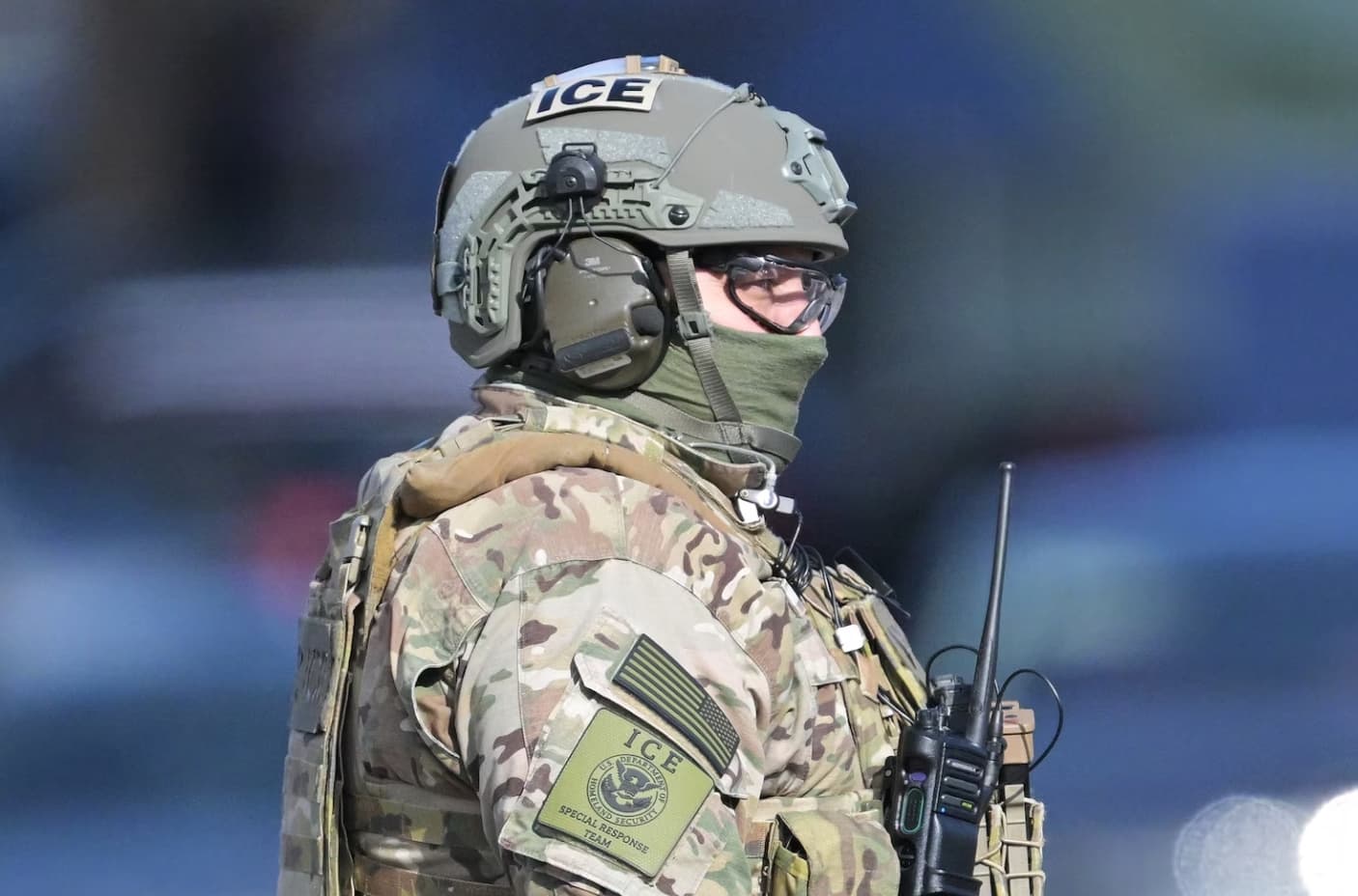 Federal Immigration Agents Shoot Two Near Portland Clinic Amid Probes