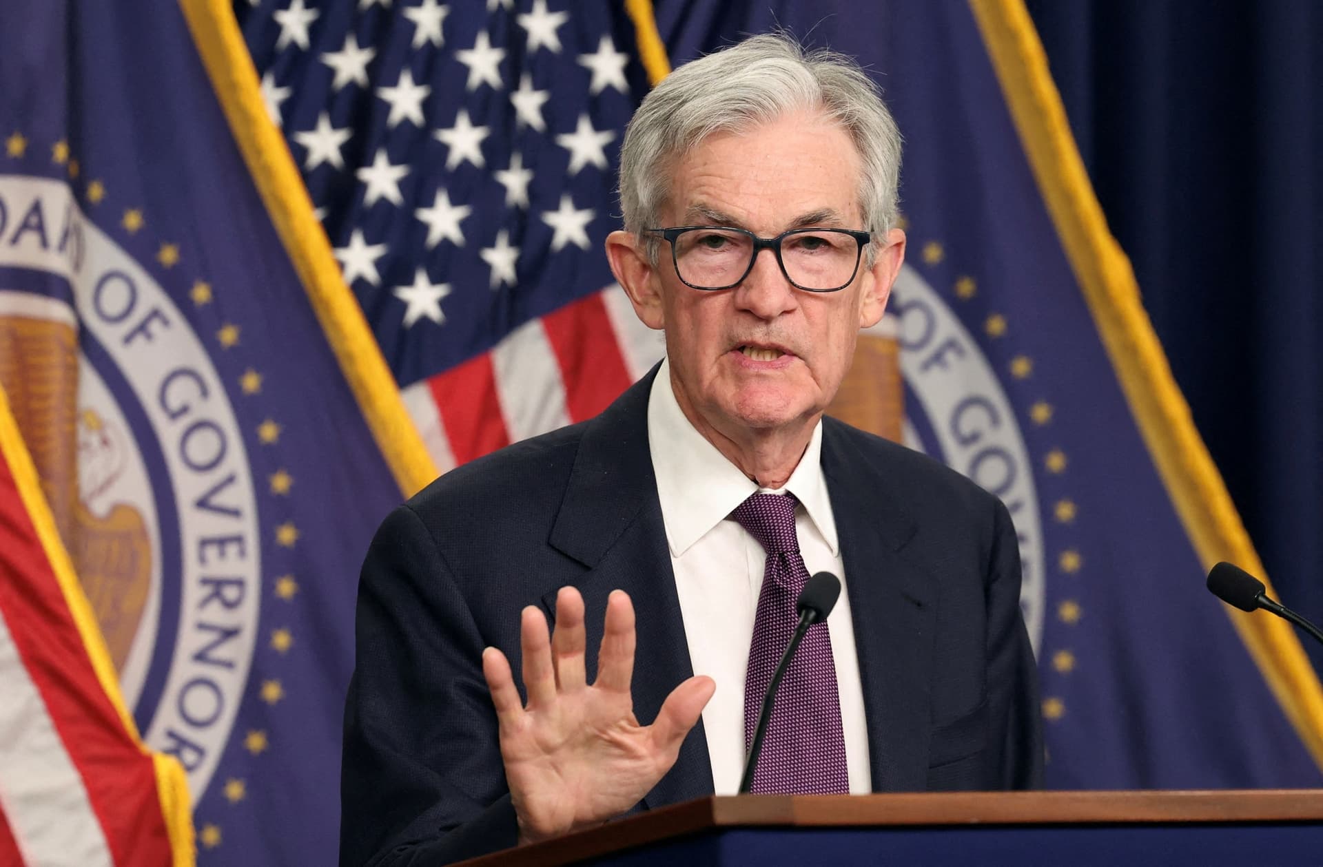 Justice Department subpoenas Federal Reserve, Powell calls indictment pretext