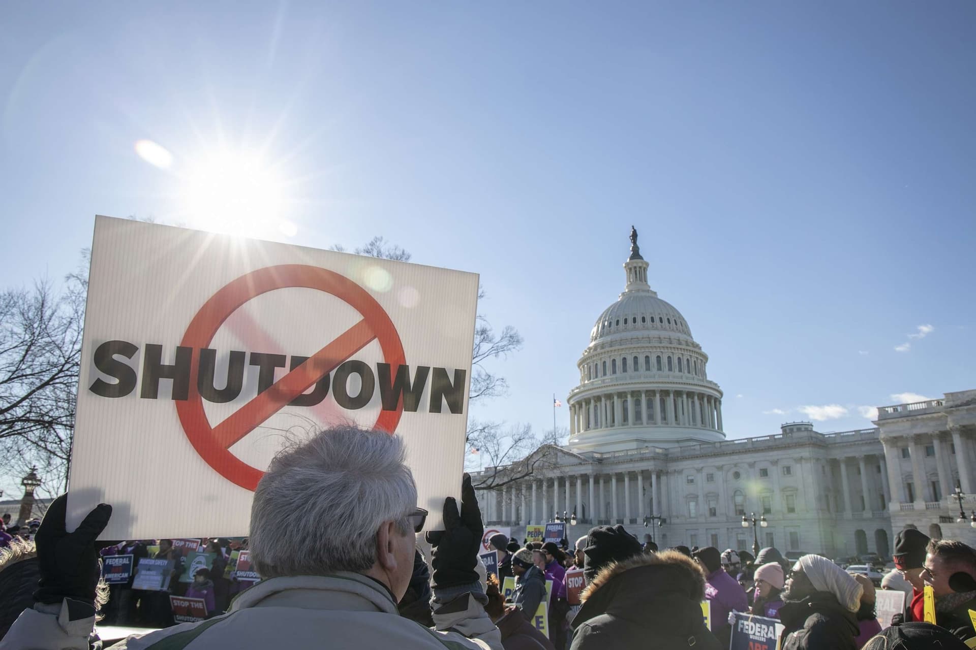 Shutdown Shrinks Thanksgiving Air Travel, Airlines Cut Schedules and Staff