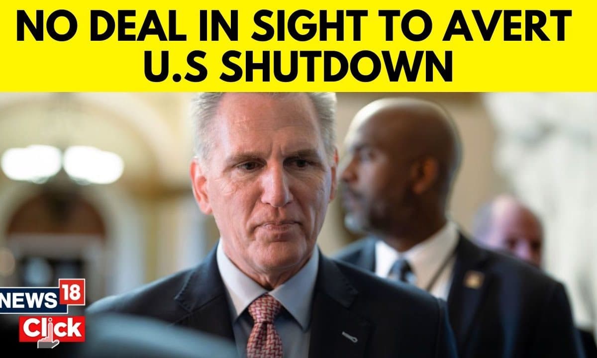 Stalemate Deepens as Shutdown Strands Federal Workers, Services