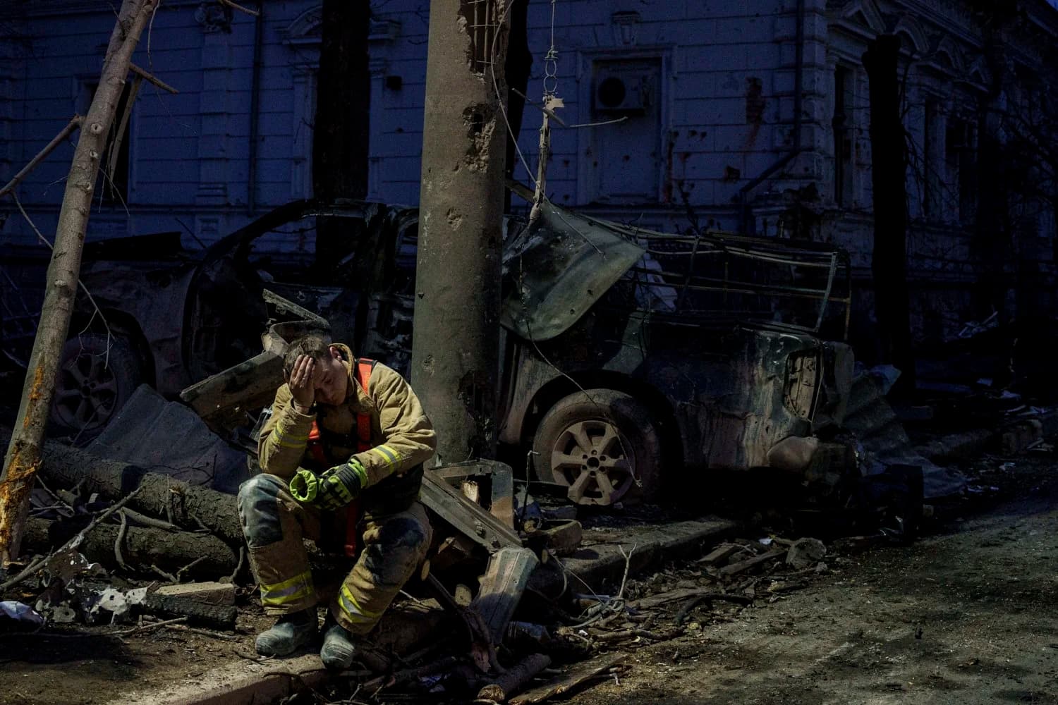AP Photographers’ Top Pictures Capture War, Migration and Resilience