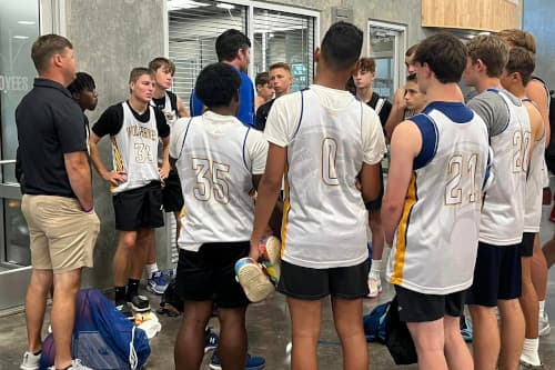 Quitman High Boys Basketball Tops South Jones, Boosts Community Spirit