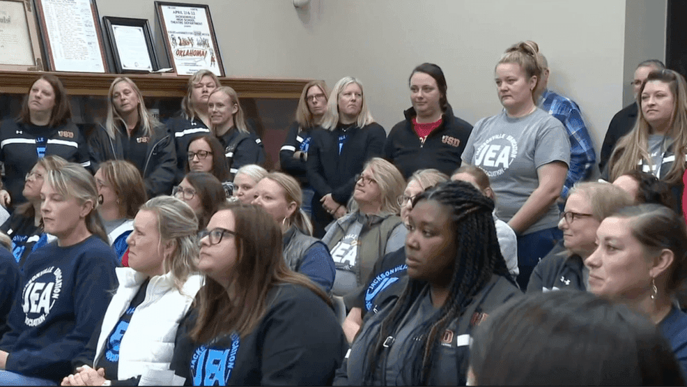 Jacksonville School Board Met, Addressed Confidential Personnel and Bargaining Issues