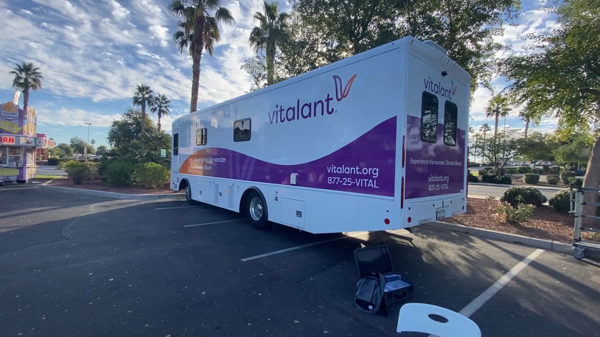 Holiday Heroes Blood Drive Brings Vitalant Mobile Units to Yuma