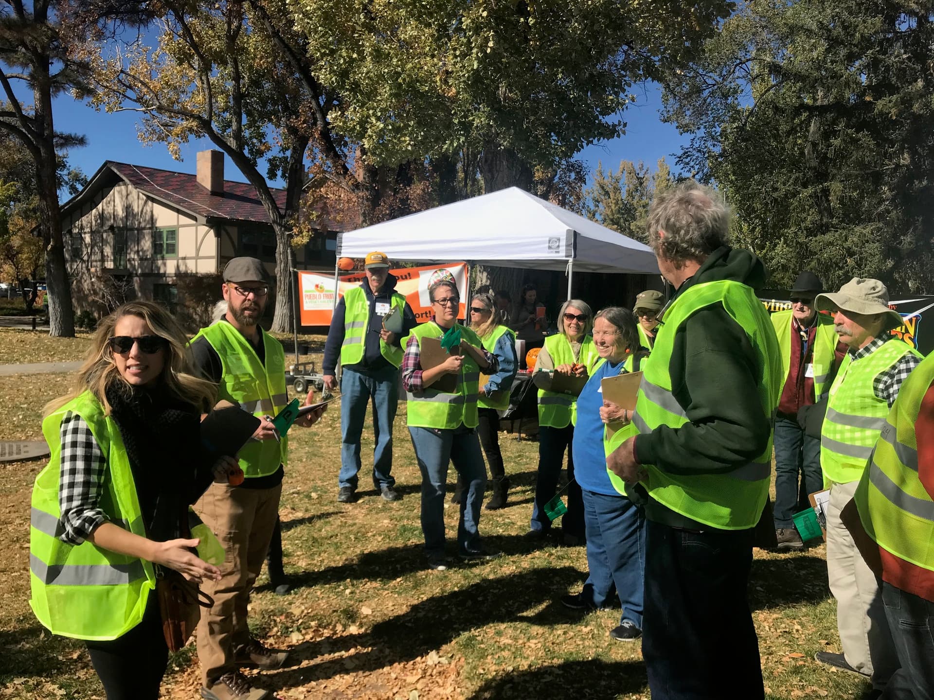 How to Volunteer in Los Alamos This Winter, Help Where Needed