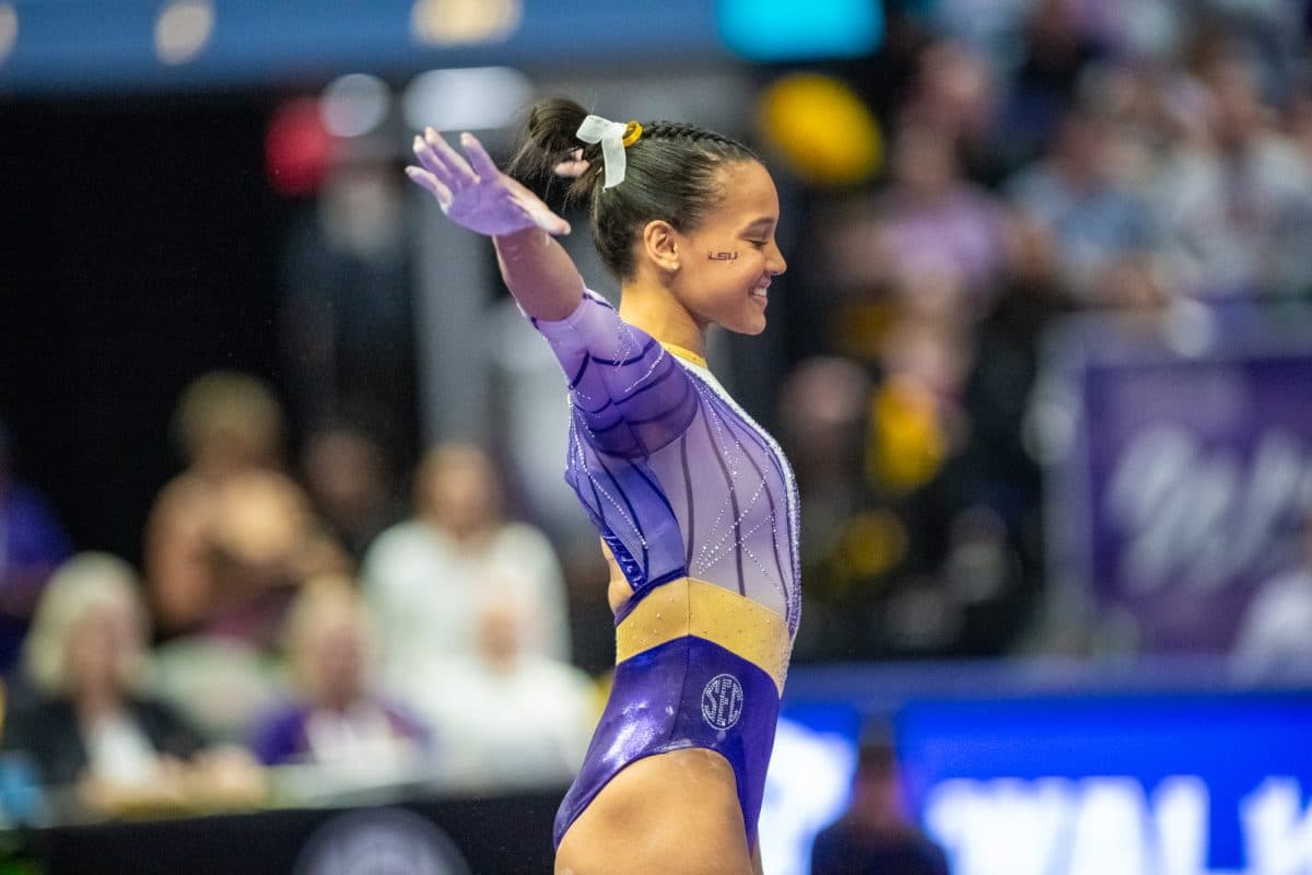 Spring Hill Gymnast Signs With Illinois, Highlights Recovery and Opportunity