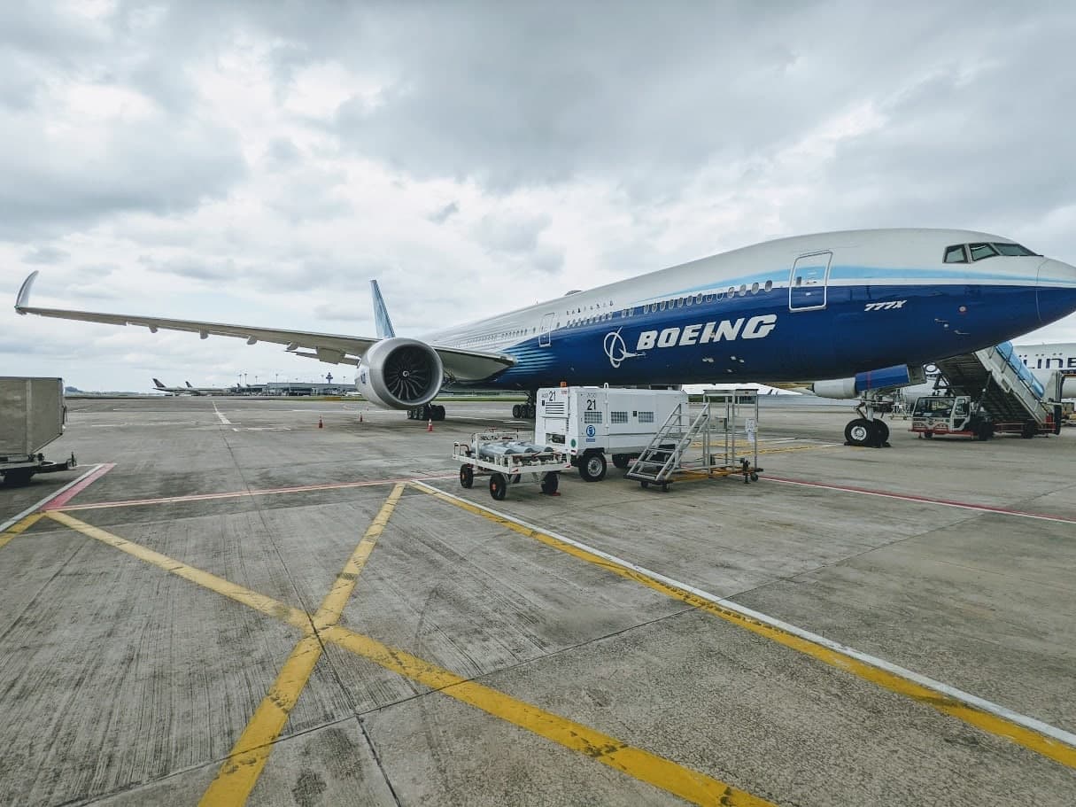 Boeing Pushes 777X Deliveries to Early 2027, Analysts Signal Charges