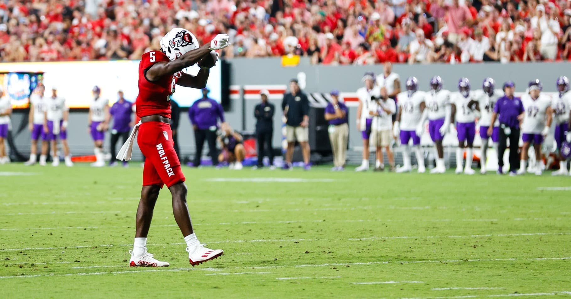 High Point Wins Fourth Straight, Defeats Western Carolina 67 54
