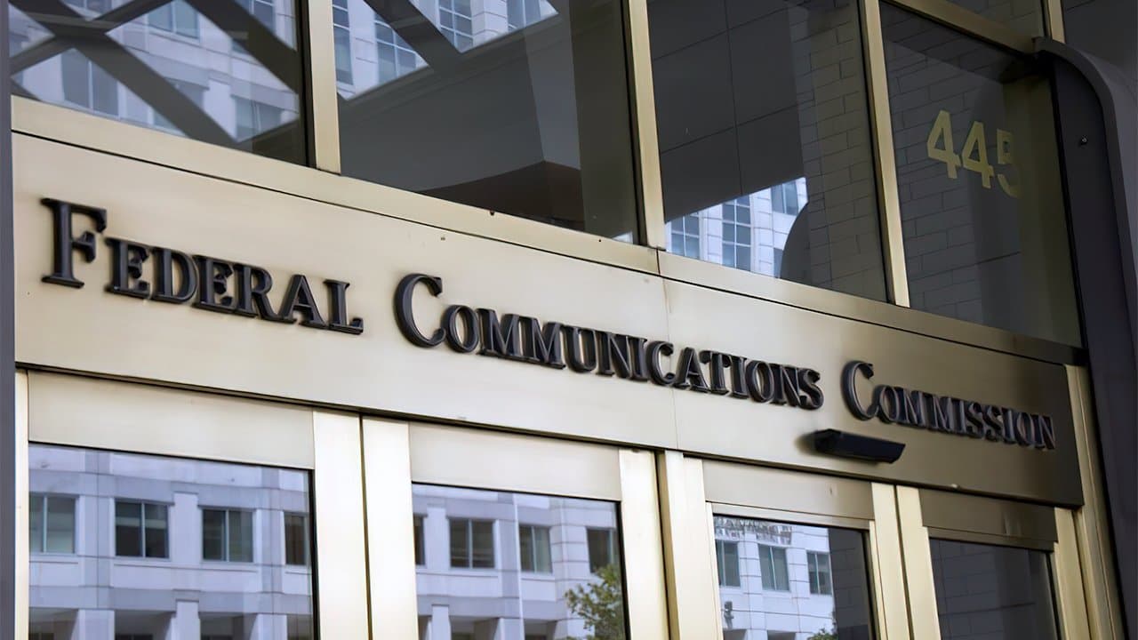 FCC Advances Upper C Band Auction, Seeks Aviation Safety Protections