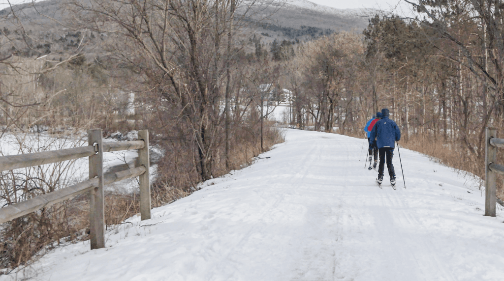 Winter Trails in Sandoval County Offer Accessible Routes and Risks