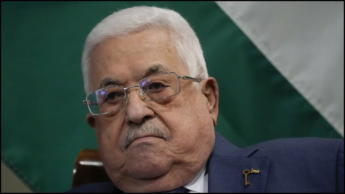 Abbas Removes Finance Minister Over Payments To Prisoners, Sources Say