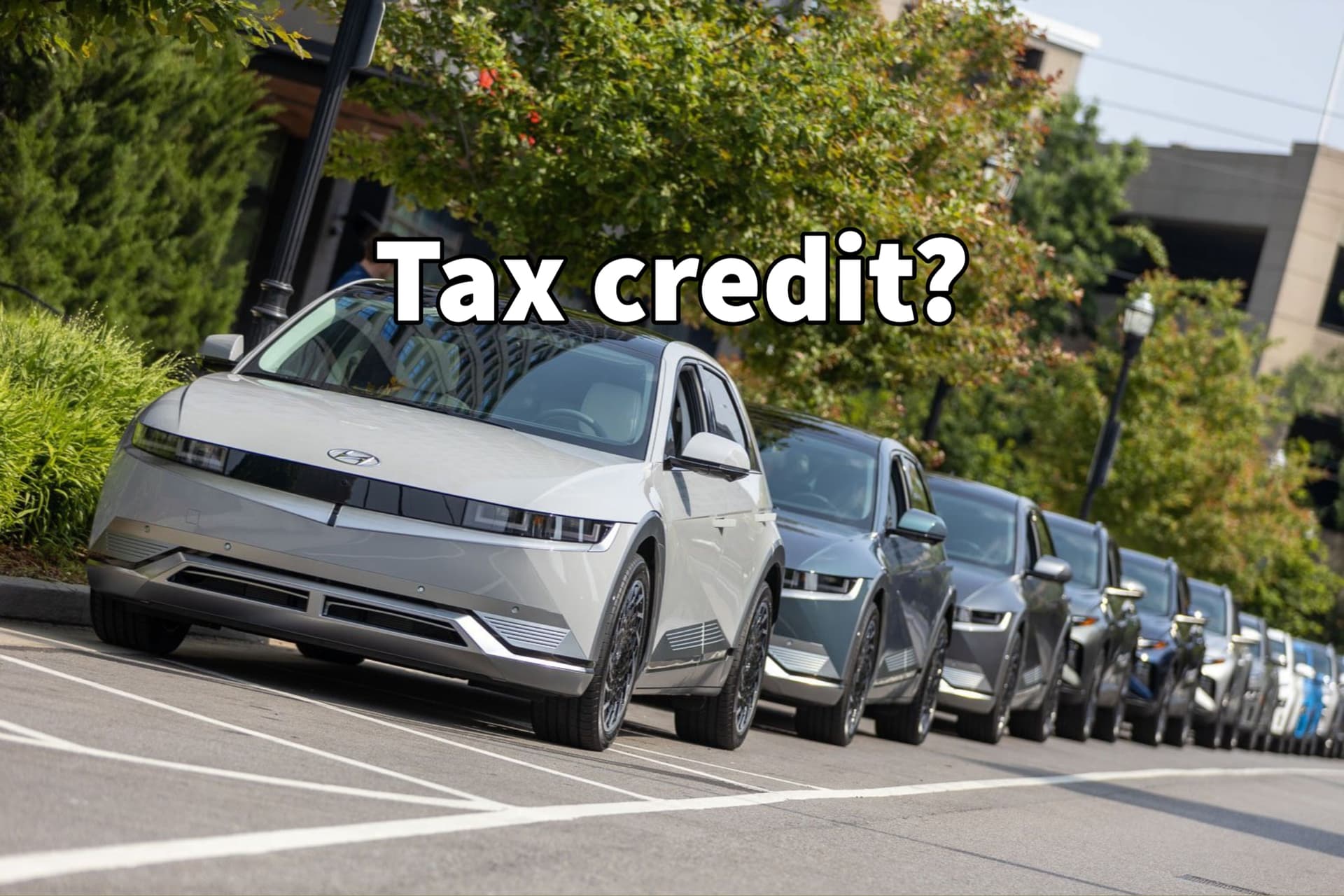 Automakers, Dealers Face New Market Without $7,500 EV Credit