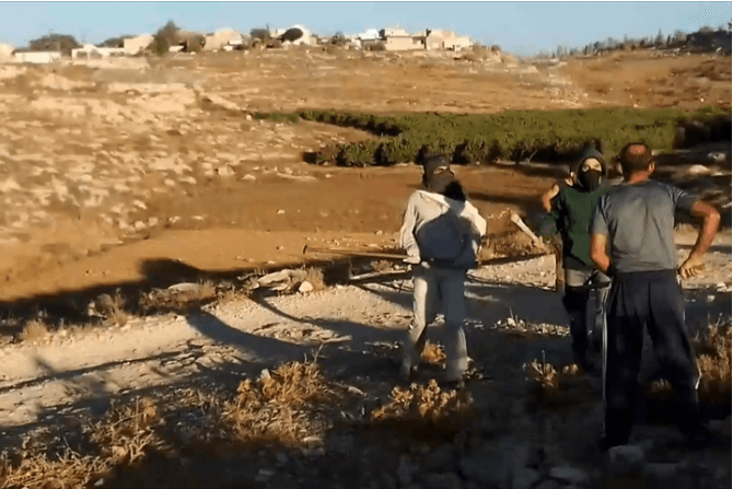 Two Wounded in South Hebron Hills Settler Attack, Resident Says
