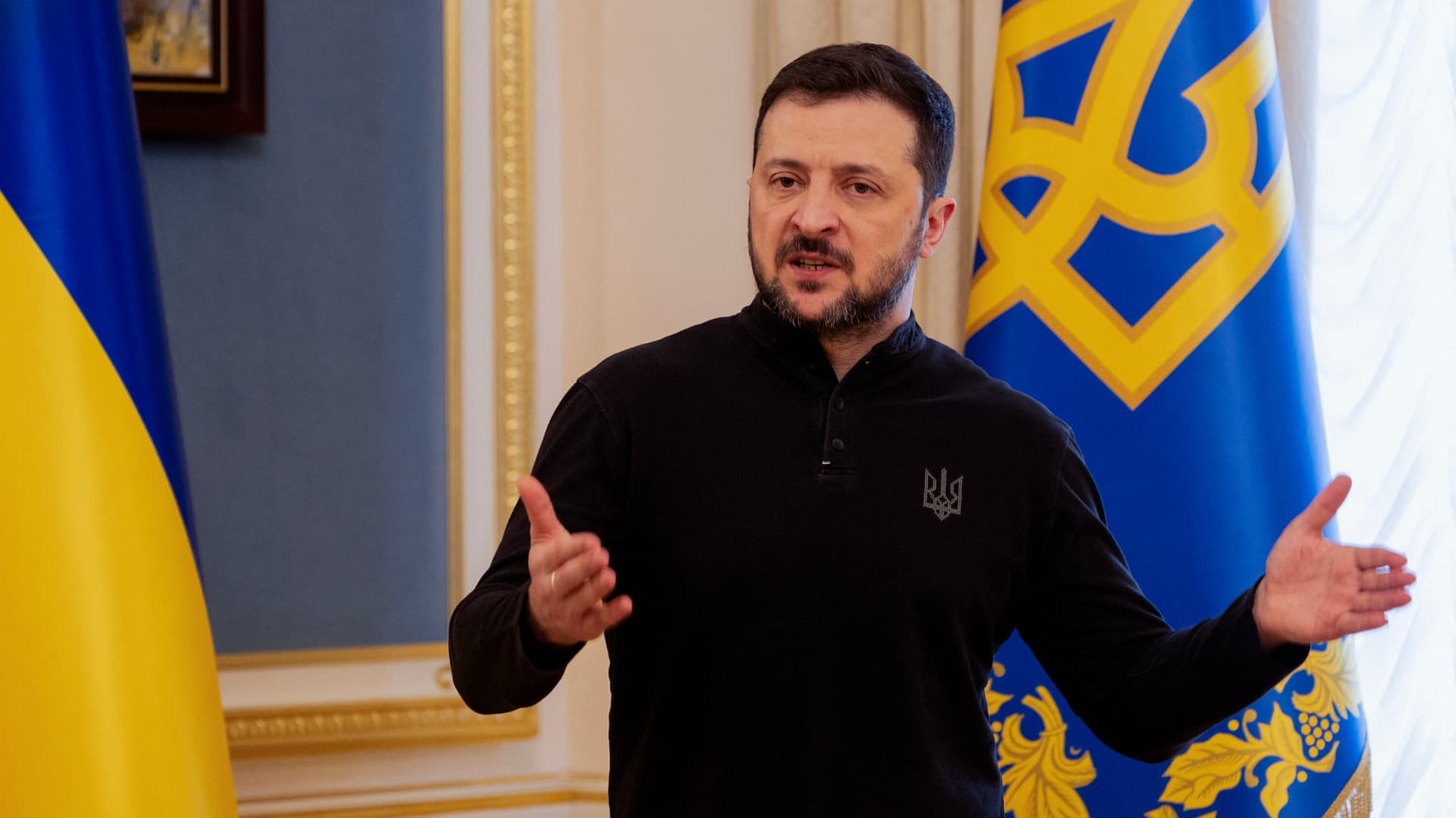 Zelenskyy Faces Rising Pressure, Corruption Probe and Controversial Peace Plan