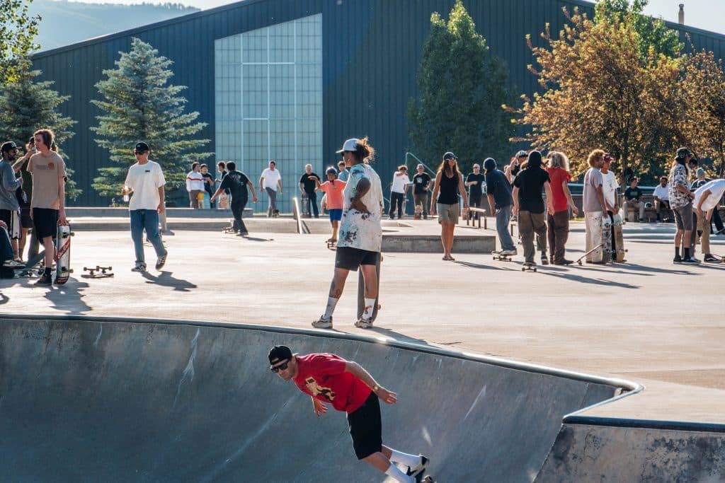 YouTuber’s 100-Skateboard Giveaway Draws Crowds, Spotlight to Farmington