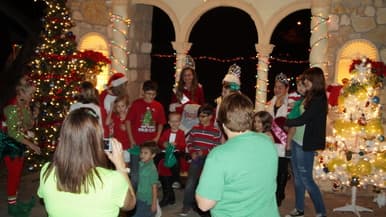 Del Rio Museum Hosts Holiday Drive, Boosts Local Food and Toy Aid