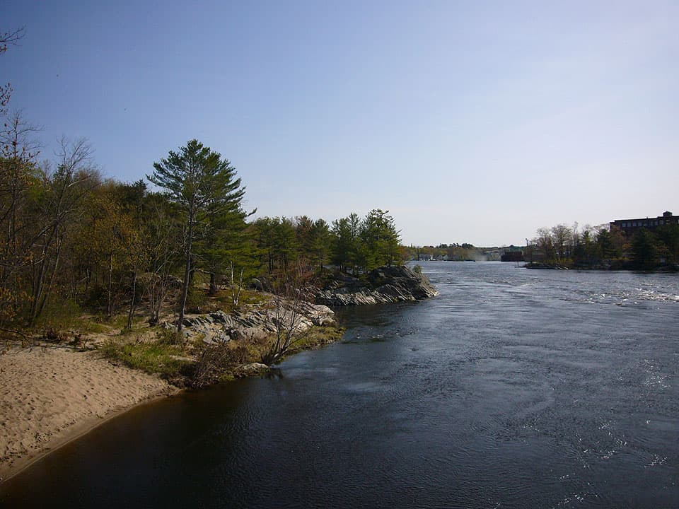 Brunswick and Topsham riverwalks strengthen health, local economy