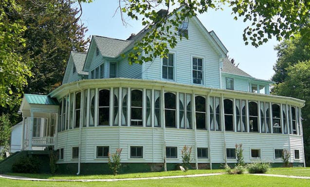 Bramwell Mansions Recall Coal Era, Drive Local Preservation Efforts