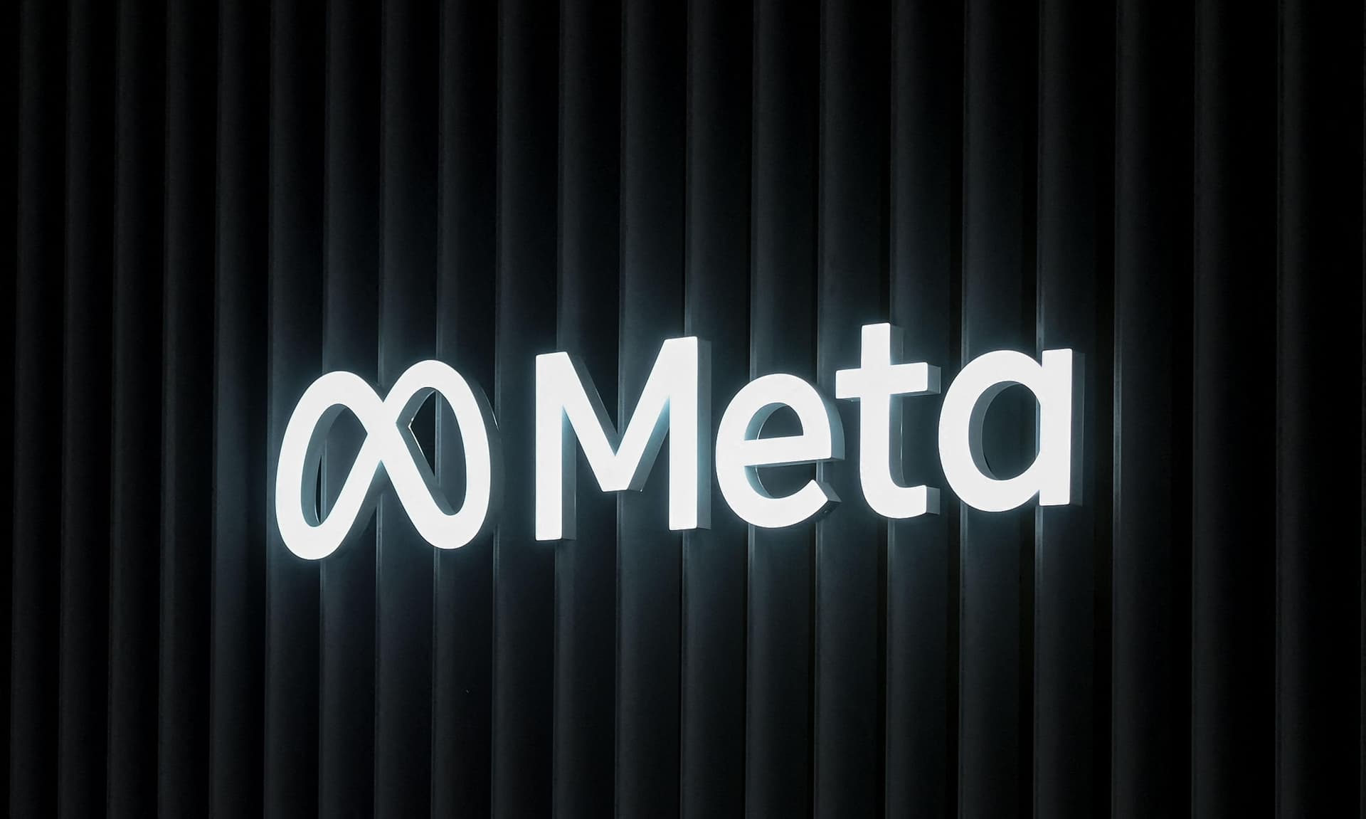 Meta in Talks to Buy Google Accelerators, Challenging Nvidia Dominance