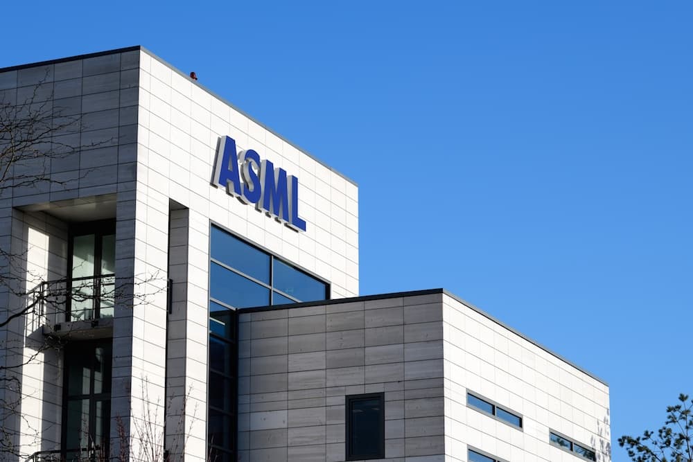 ASML Customer Linked to Chinese Military Raises Export Control Alarm