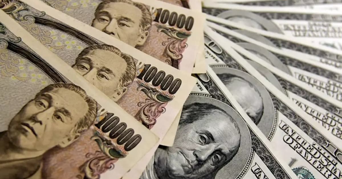 Dollar Retreats as Traders Price Likely Federal Reserve Rate Cut