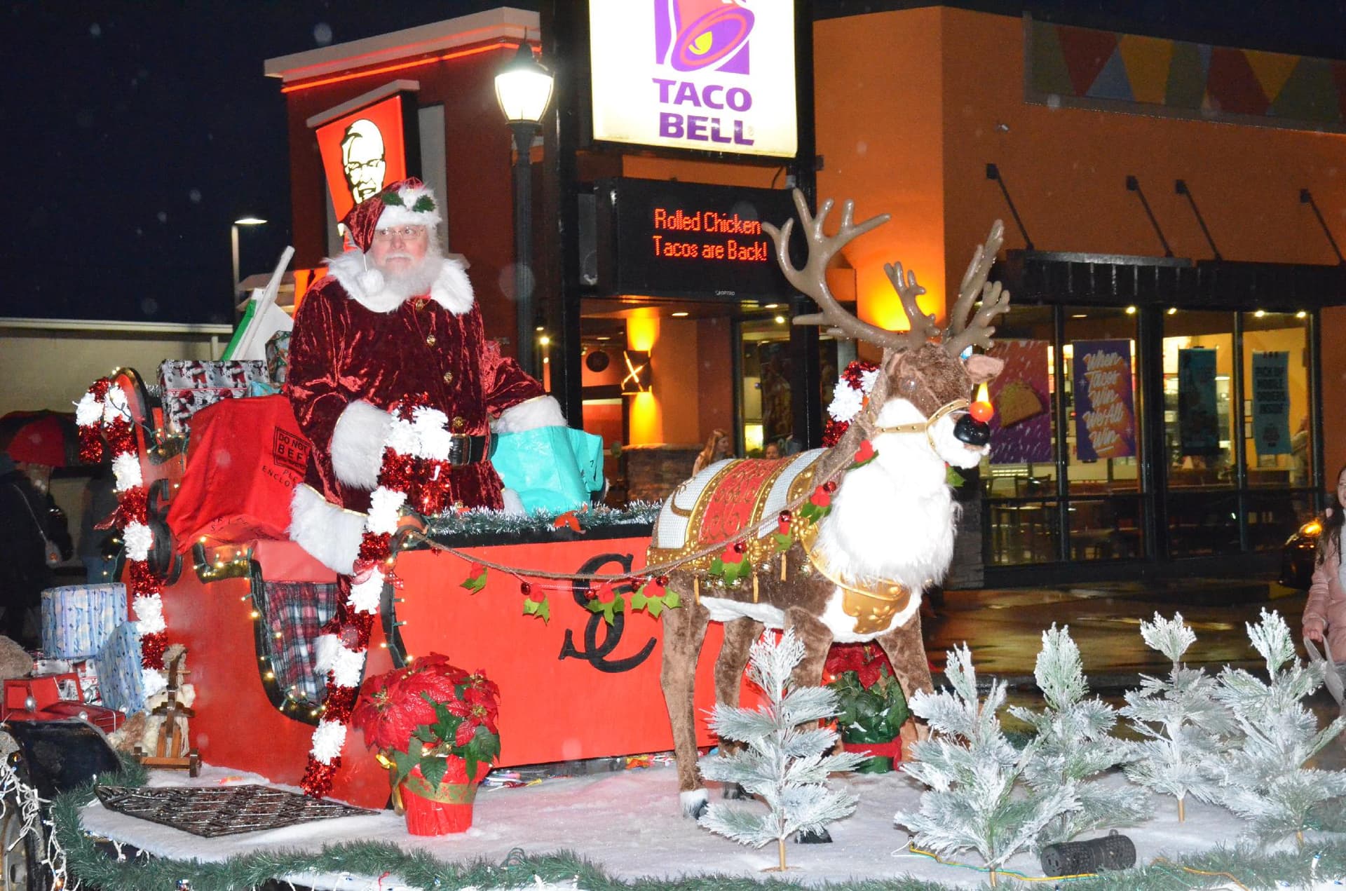 Holiday events bring crowds and community cheer across Monroe County